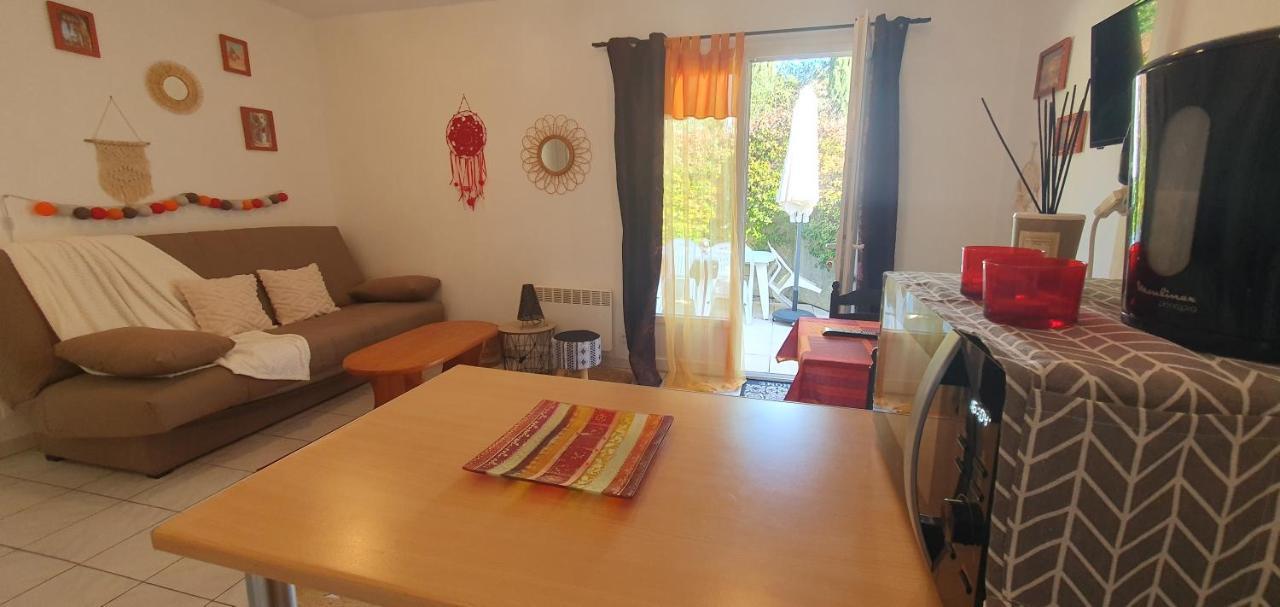 Petite maison au calme garrigue et mer Montpellier Teyran Extérieur photo